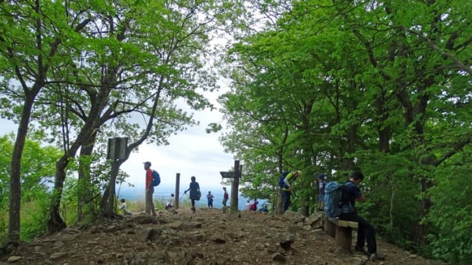 高水三山(高水山・岩茸石山・惣岳山)【東京都】