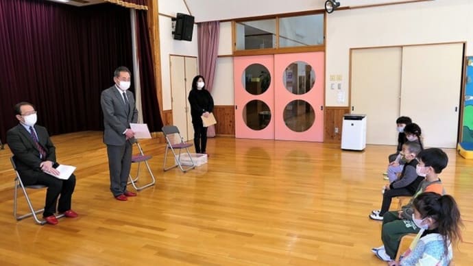 ブックスタート事業の「セカンドブック贈呈」＆草尾周辺からの風景