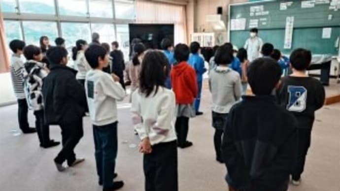 卒業式に向けて 全校音楽