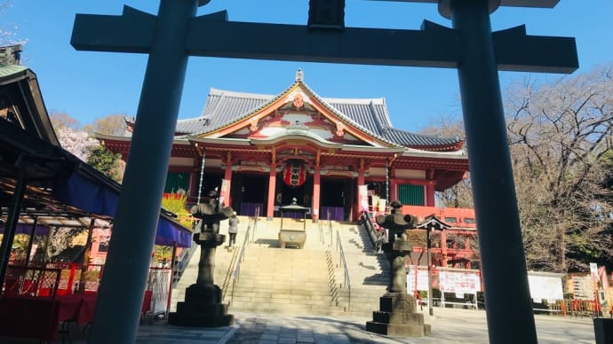 お不動さまの桜咲く