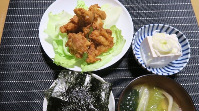 ごくうま鶏のから揚げと味噌汁、炊屋食堂の田舎定食・・・庶民の味。