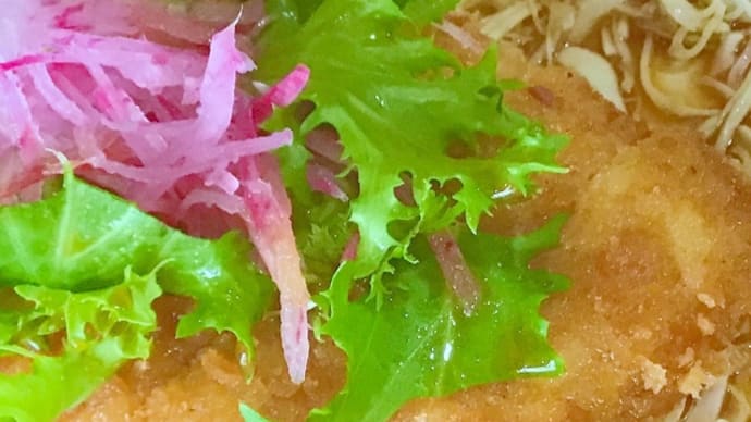 2月16日の日替り定食(650)は、手作りチキンカツ、にんにく生姜ソース です。