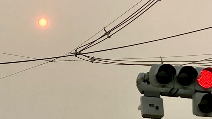 ビックリな赤い太陽☀️美味しいもん色々。