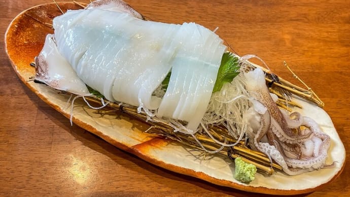 イカが美味しい‥‥‥ ~魚輝水産のイカ姿盛りは優美で~