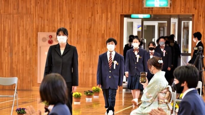 令和4年度　第76回　生坂中学校入学式