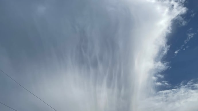 今日の雲