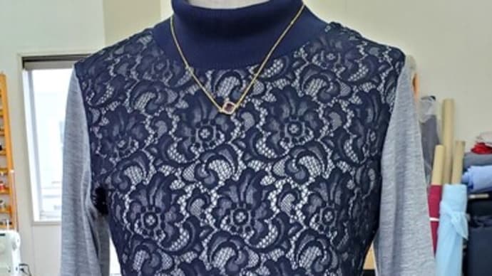 レースとリブニットのアレンジTシャツ(カットソー生徒作品)