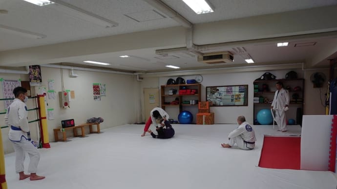 (月)ブラジリアン柔術クラス19:30~