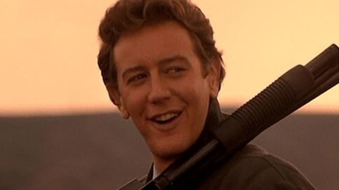 公開から30年『ビバリーヒルズ・コップ3』落ちぶれ監督ジョン・ランディスはアホになってしまった