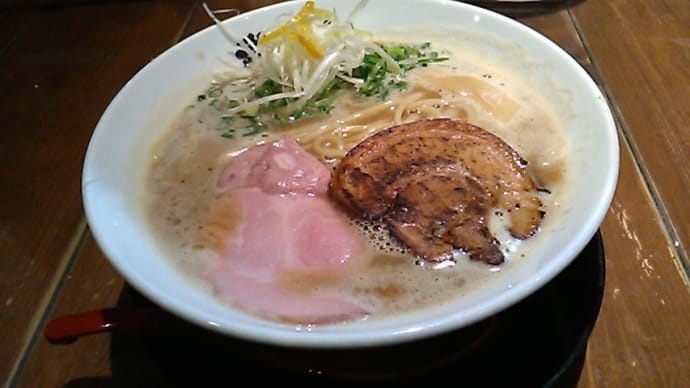 武者麺の鶏豚骨らーめん