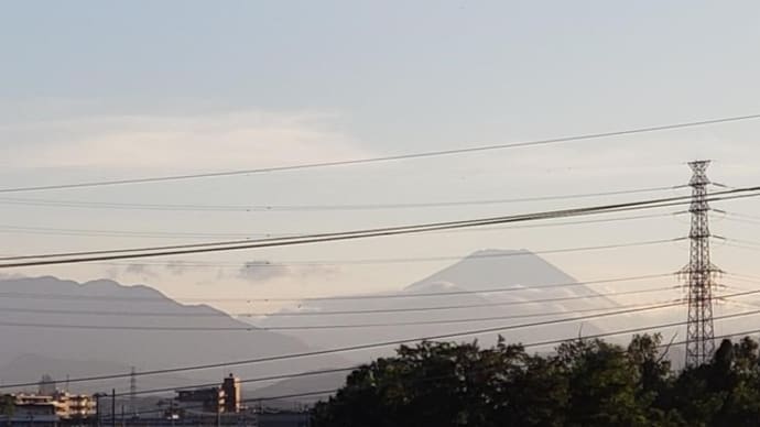 夕暮れ前の富士山8.05