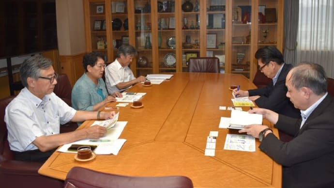 福井商工会議所と日本共産党「経済再生プラン」で懇談。福島原発事故を忘れない市民行進。福井アリーナ学習会。7.15演説会ご案内てくてく訪問活動。