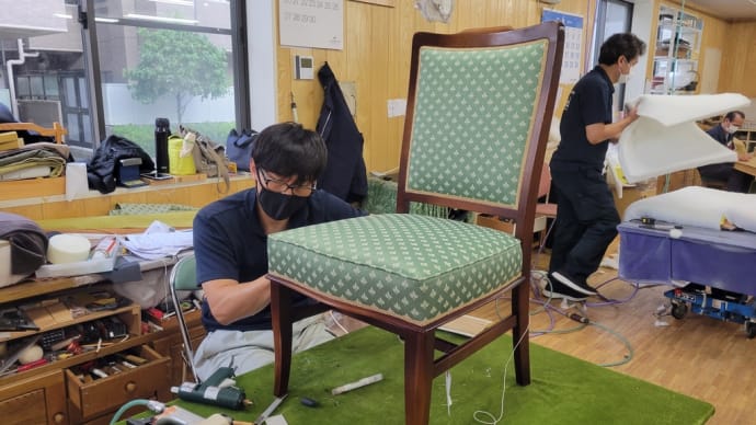 神戸家具の修理は ダニエル『家具の病院』へ