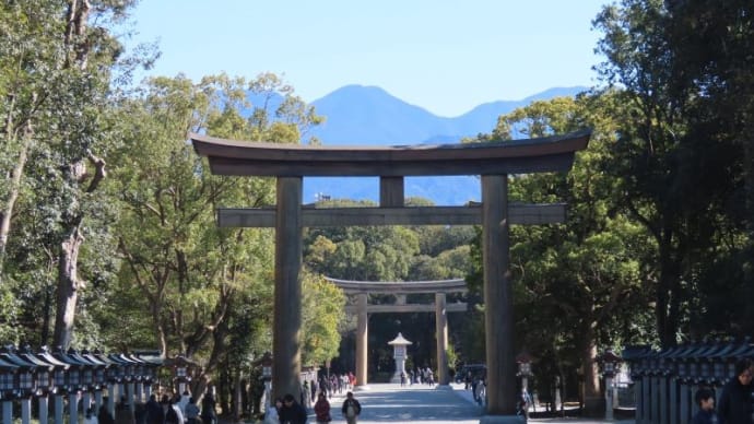 橿原神宮と橿考研附属博物館