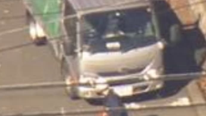 神奈川で小学生が小型トラックに撥ねられ意識不明の重体