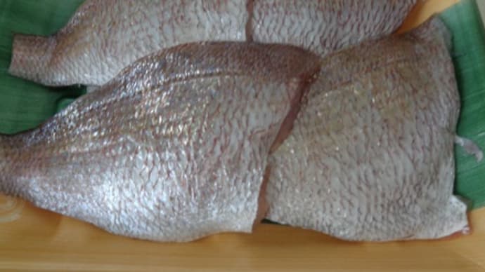 鯛の切り身でアクアパッツァ＆から揚げ
