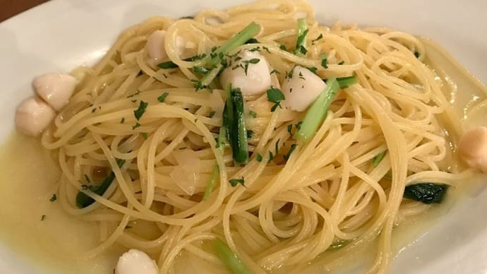 小柱とみぶ菜のアンチョビ風味パスタ PRANZO A タベルナキンタ