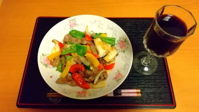 おつまみと完熟ワインのコンコード辛口
