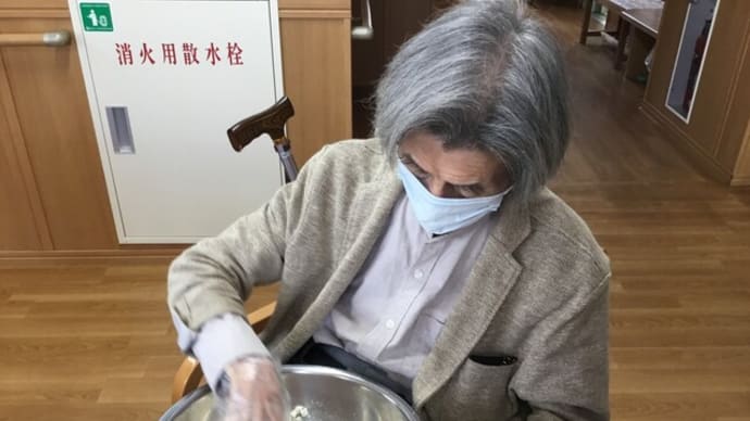 手作りおやつ「豆腐白玉あんみつ」