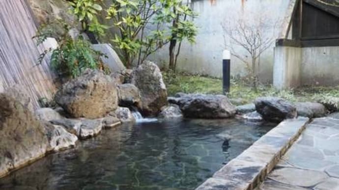 旅館まるや。諸節幸始