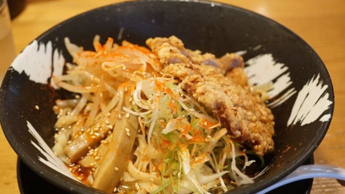 20138 客野製麺所「辛ぶっかけ+パーコー」@金沢 6月12日 「ひもかわ麺」で食べる真っ赤な冷製は「疫病退散」第二段なのか?