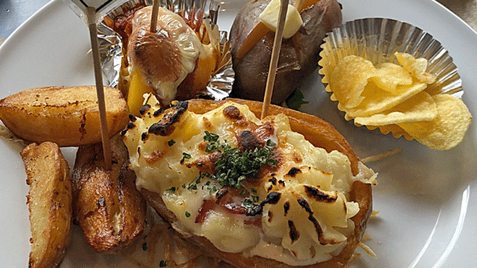 じゃがいも料理専門店「Lamplight じゃがいも」でじゃがいもランチ!