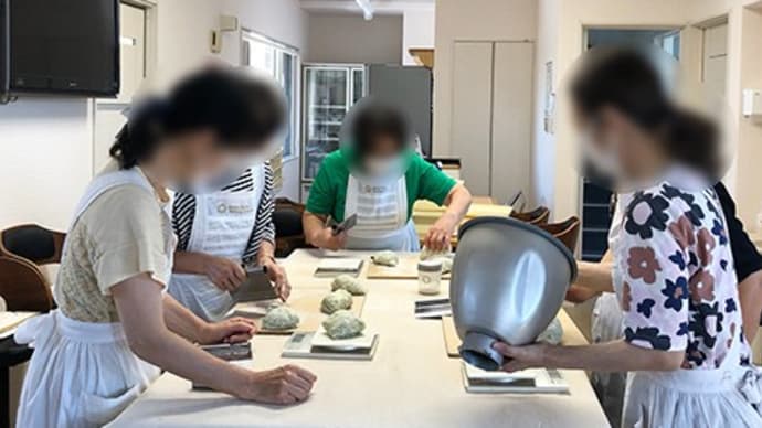 発芽大豆とキヌアのフランスパンです。