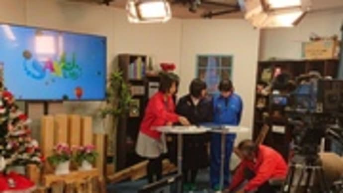 朝の佐久ケーブルテレビの生放送ニュース番組でブルームライブの告知をしてきました!