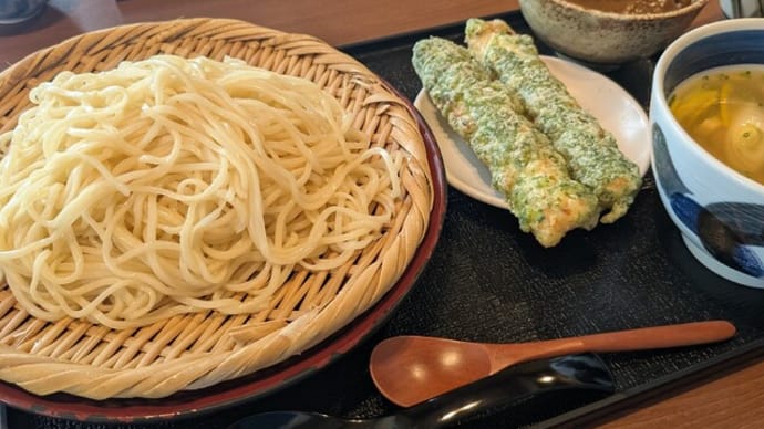 『肉汁うどんまえはらにて···』