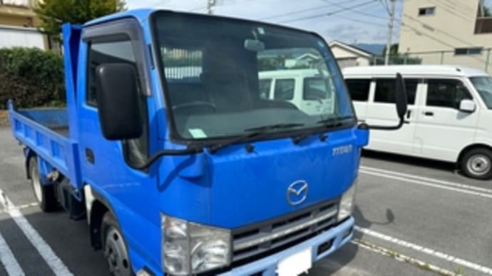 2tダンプ(タイタン)