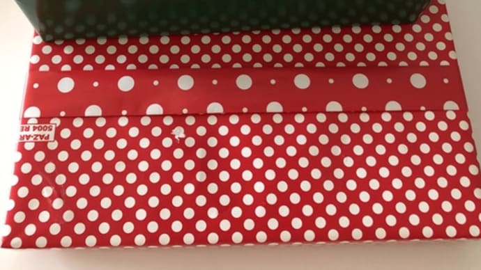 不動産屋さんからクリスマスプレゼントを。