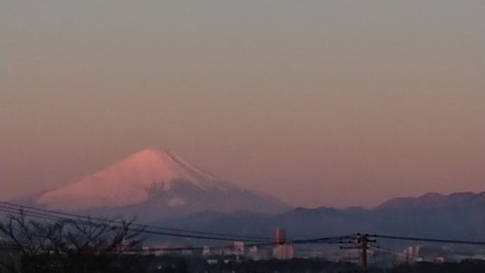 リスタートの朝の富士山