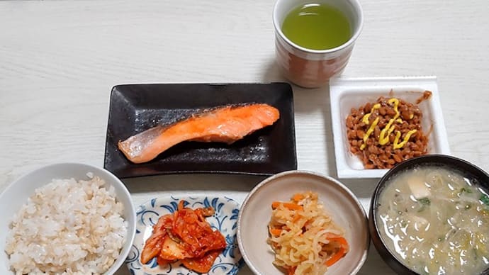 2月28日 鮭定食。
