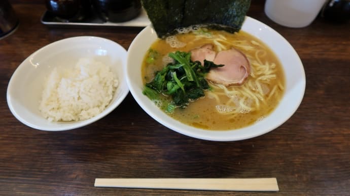 横浜ラーメン･･･伝屋志木店