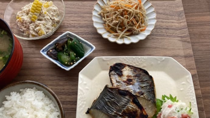 本日の定食 サゴシの西京漬け焼き とうもろこしの白和え