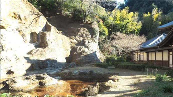 鎌倉、瑞泉寺、まだ静寂の一時でした。