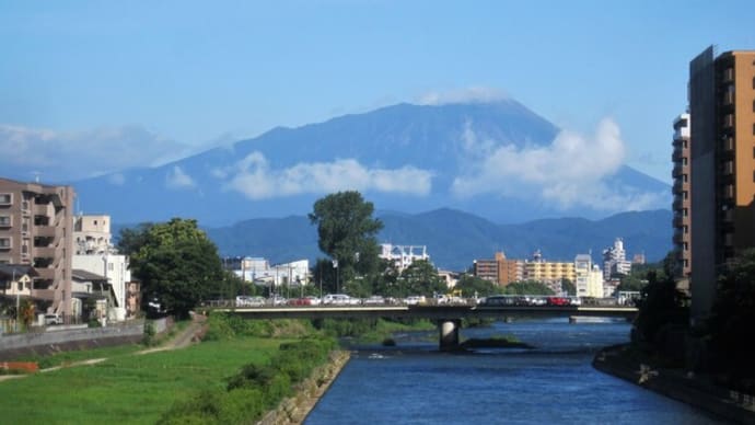 今朝の岩手山+1(旭橋→夕顔瀬橋)