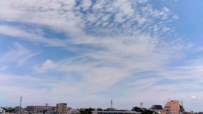 梅雨明け未だ