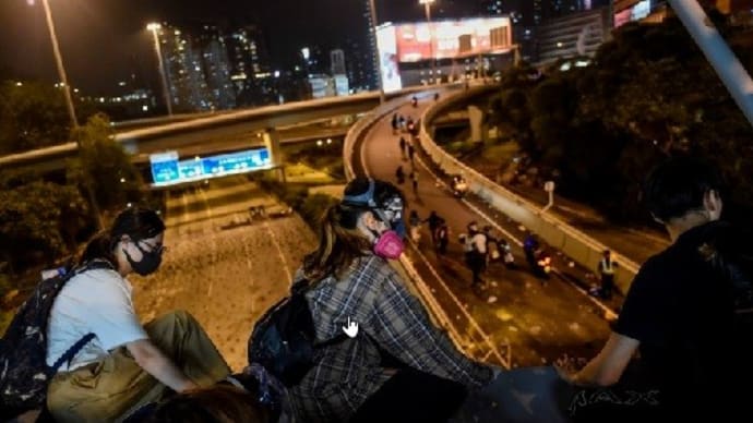 香港デモ 籠城では弾圧が成功しやすくなるだけ 火炎瓶の炎で一般市民の支持を広く得ることはできない