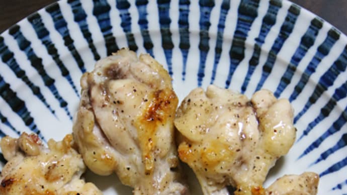 7月18日 手羽元の グリル焼き&味噌と生姜の鶏バーグ定食