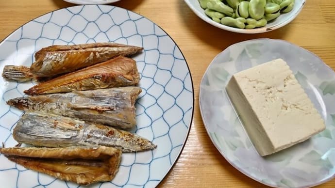 官僚の操り人形