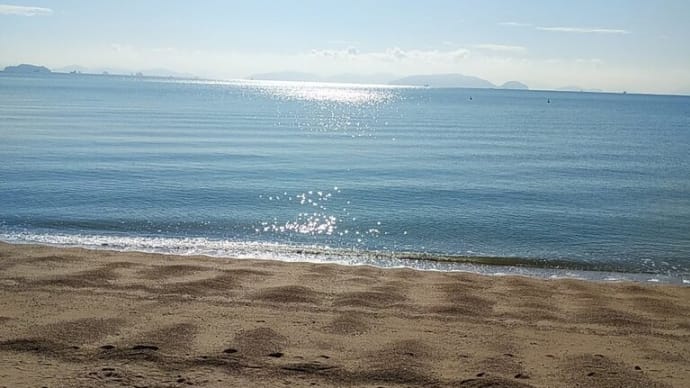 　 空気冷えて　ギュッとする