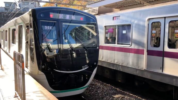 東急田園都市線の新車2020系（2121F）