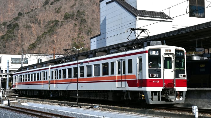 野岩鉄道6050系　61101F編成