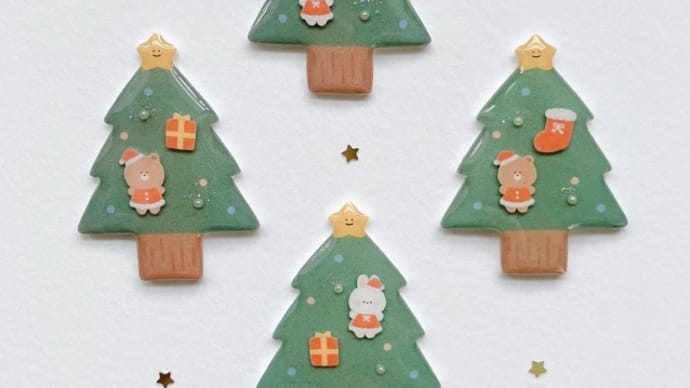 クリスマスツリーブローチ