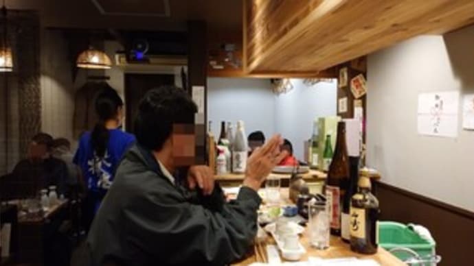 カウンターと酒器