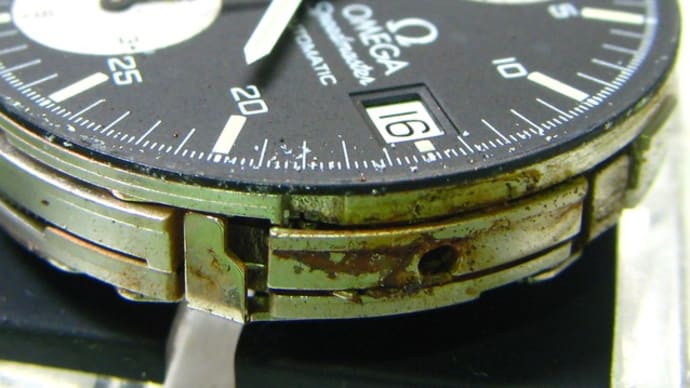 ロンダのスモールセコンドムーブ時計とクレドール超薄型クオーツ、オメガスピードマスターを修理です