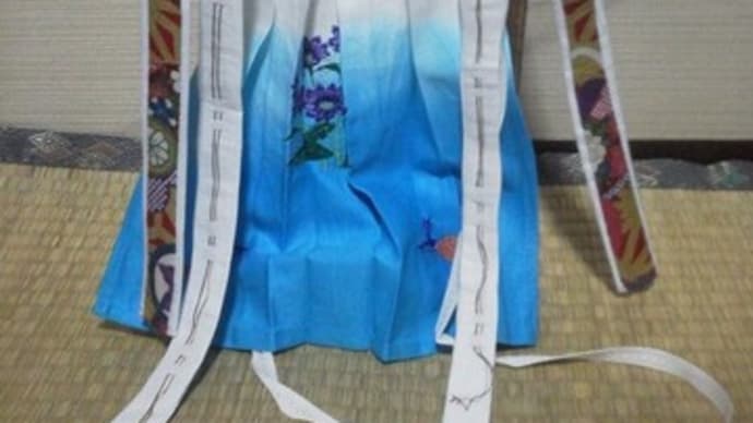 メイちゃんの 十二単の裳ができました