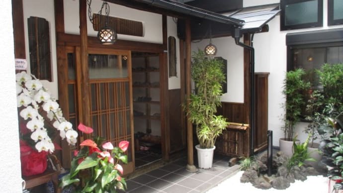 中町の『琥珀双菜堂』でランチ