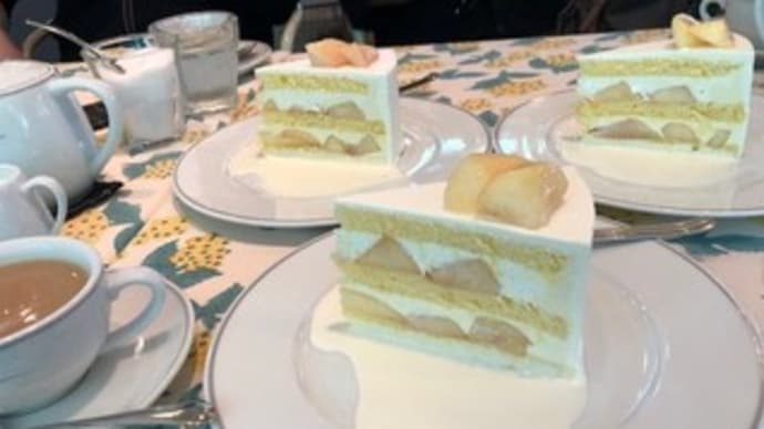 2日連チャンピーチケーキですが何か?(≧▽≦)